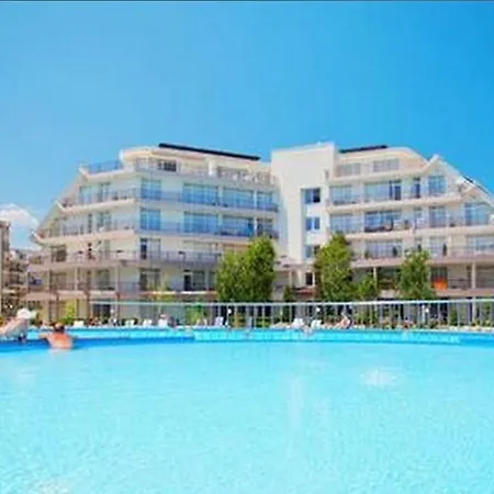 Vibes Flat 4 You, Sunny Napospart