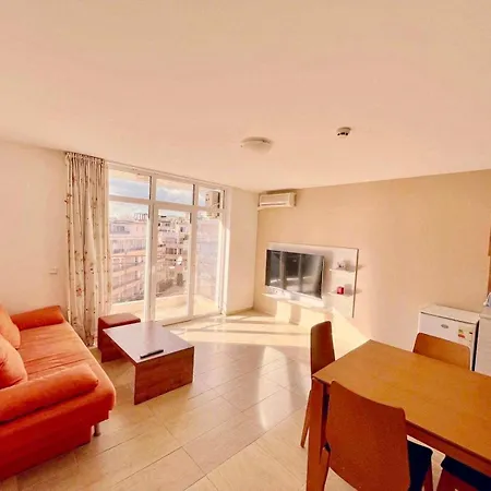 Vibes Flat 4 You, Sunny Apartment