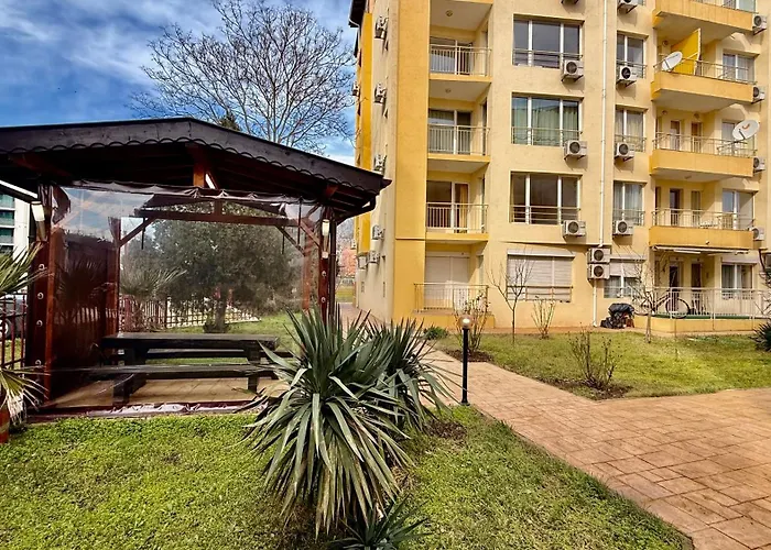 Vibes 4you, Sunny 써니비치