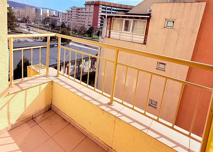 Vibes 4you, Sunny Апартамент